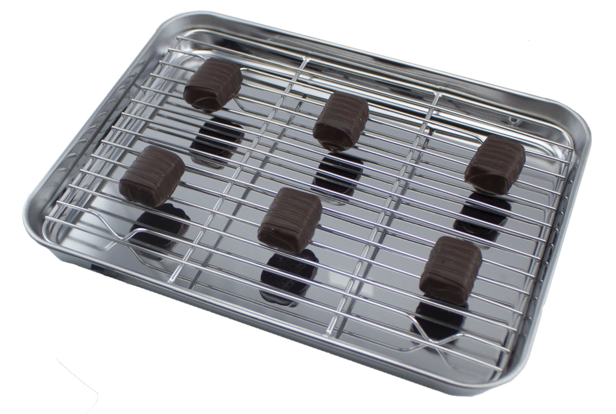 Anrichtplatte mit Edelstahlgitter 26x18,5x2 cm Pro.cooker