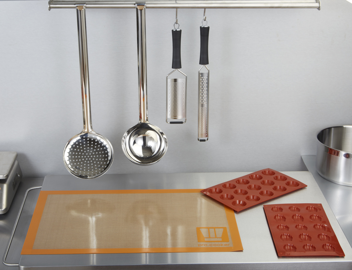 Backblech für 24 runde Petit Fours Silikon GN 1/3 29,5x17,5x1,6 cm Pro.cooker